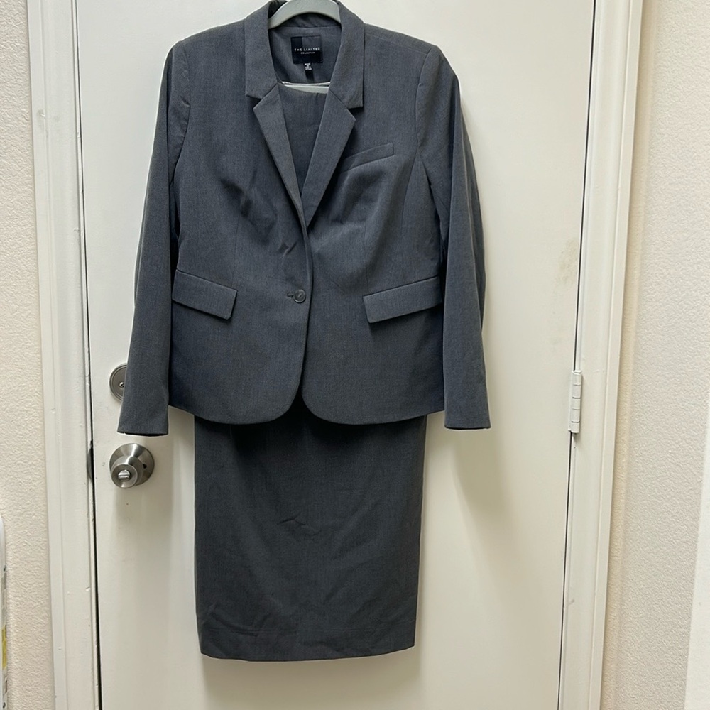 The Limited Women’s size 12P grey dress with blazer size 12